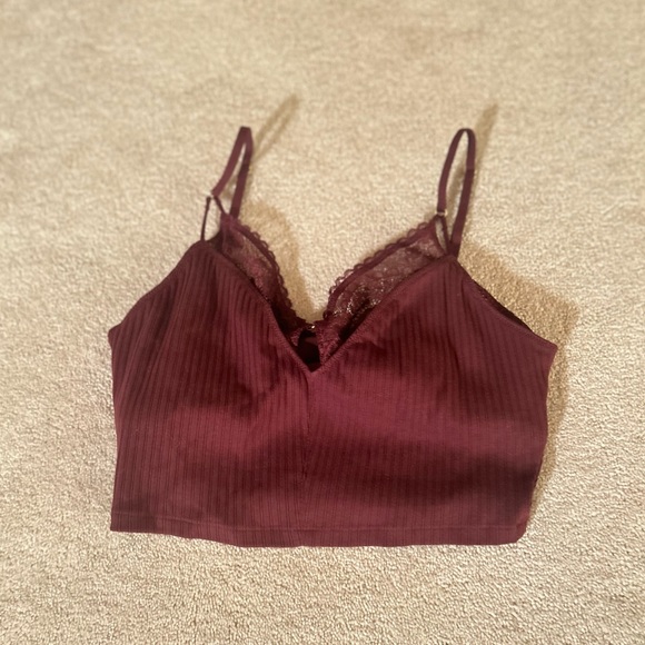 Burgundy top from Aerie in size Medium - Picture 1 of 3